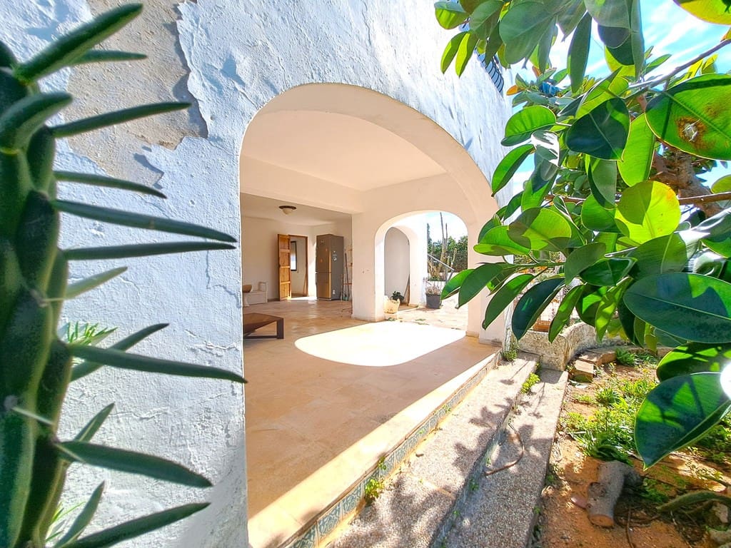 2 soverom Villa til salgs i La Xara med garasje - € 495 000 (Ref: 9249478)