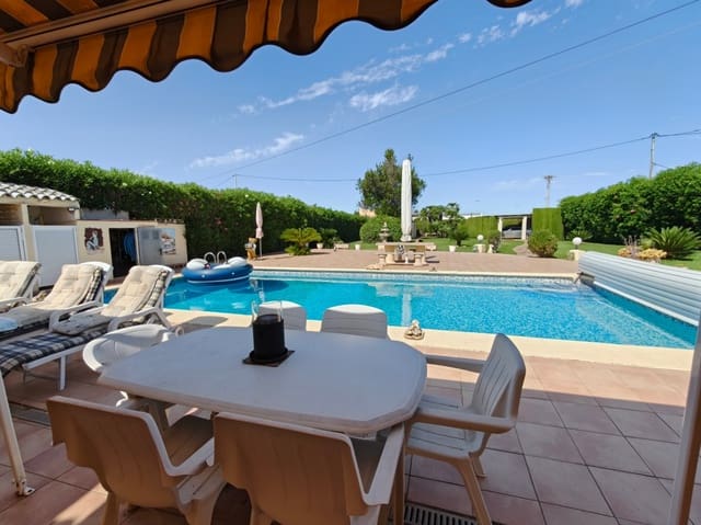 Chalet de 5 habitaciones en Els Poblets en venta con piscina garaje - 765.000 € (Ref: 9309354)