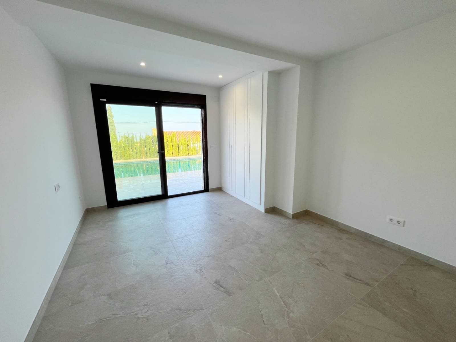 Chalet de 4 habitaciones en Dénia en venta con piscina garaje - 1.199.000 € (Ref: 9309356)