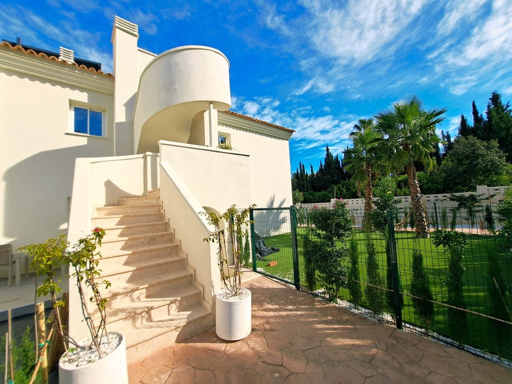 2 soveværelse Penthouse til salg i Denia med swimmingpool garage - € 380.000 (Ref: 9329863)