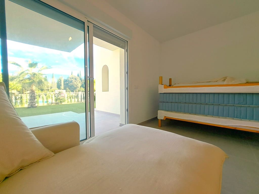 2 sovrum Lägenhet till salu i Denia med pool garage - 381 500 € (Ref: 9331028)