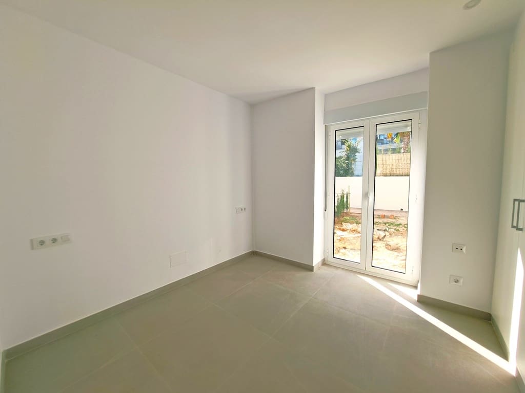 2 sovrum Lägenhet till salu i Denia med pool garage - 381 500 € (Ref: 9331028)