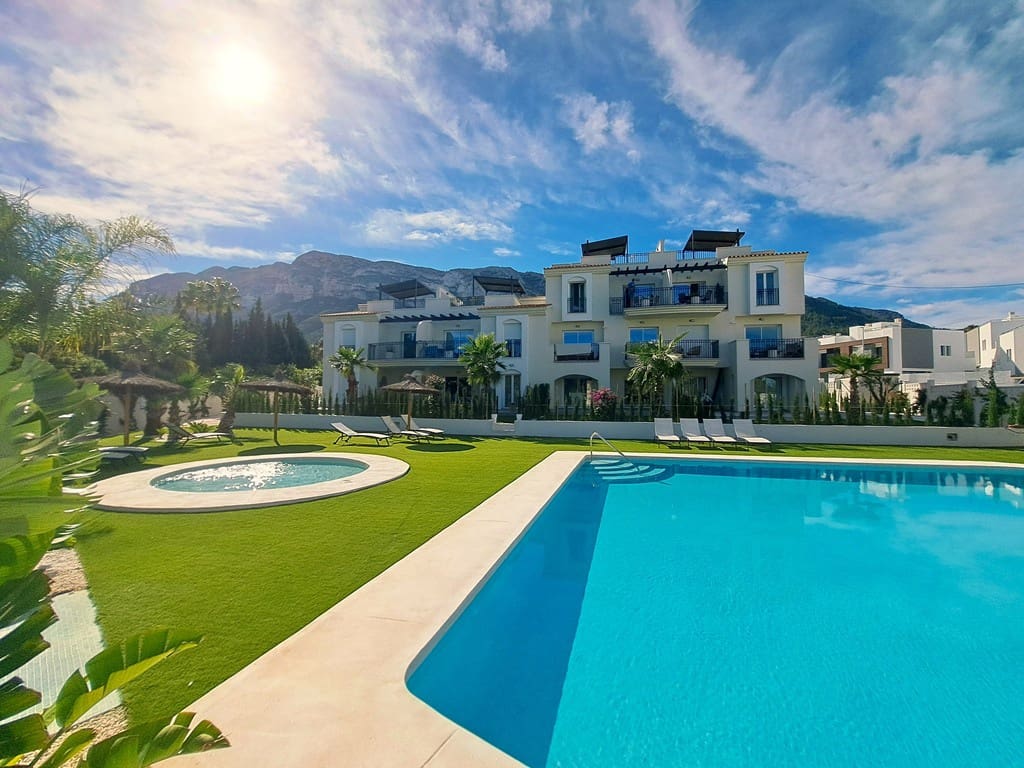 2 sovrum Lägenhet till salu i Denia med pool garage - 381 500 € (Ref: 9331028)