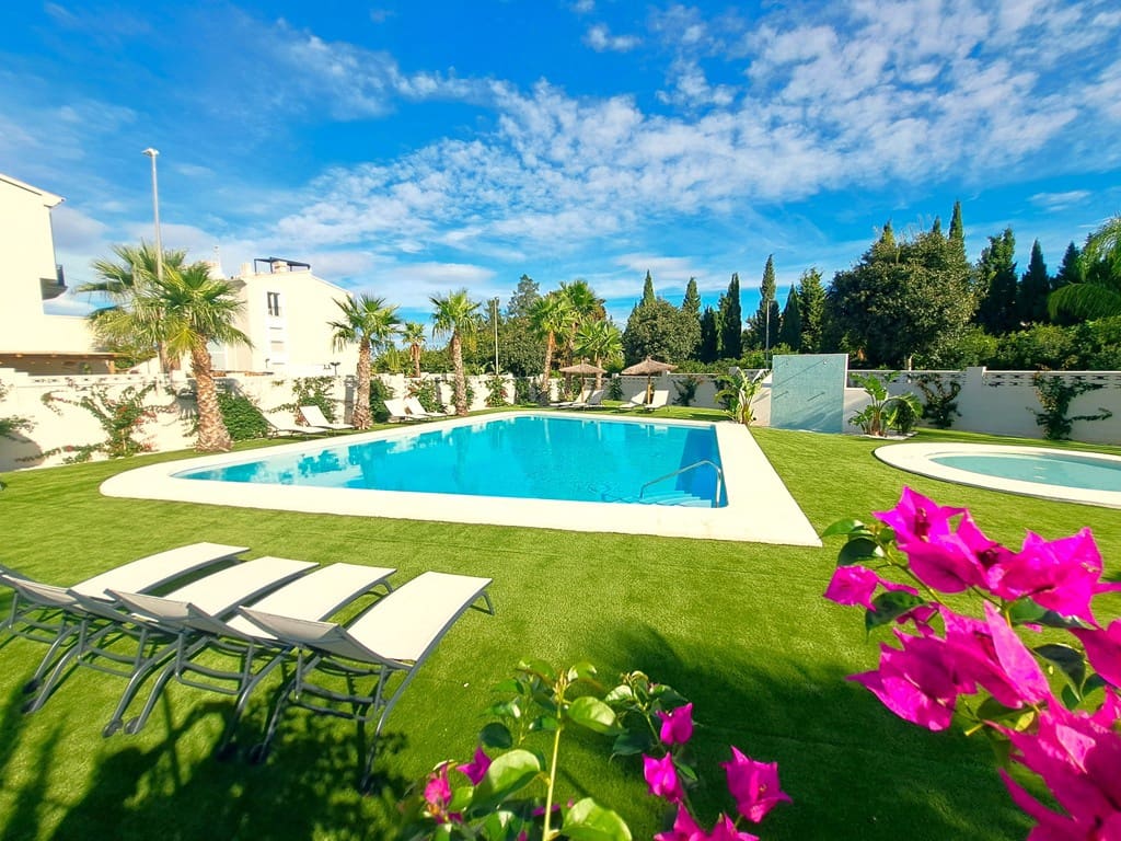 2 sovrum Lägenhet till salu i Denia med pool garage - 381 500 € (Ref: 9331028)