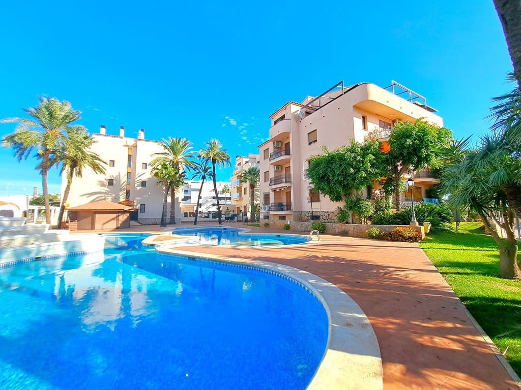 2 slaapkamer Penthouse te koop in Denia met zwembad garage - € 477.000 (Ref: 9341616)