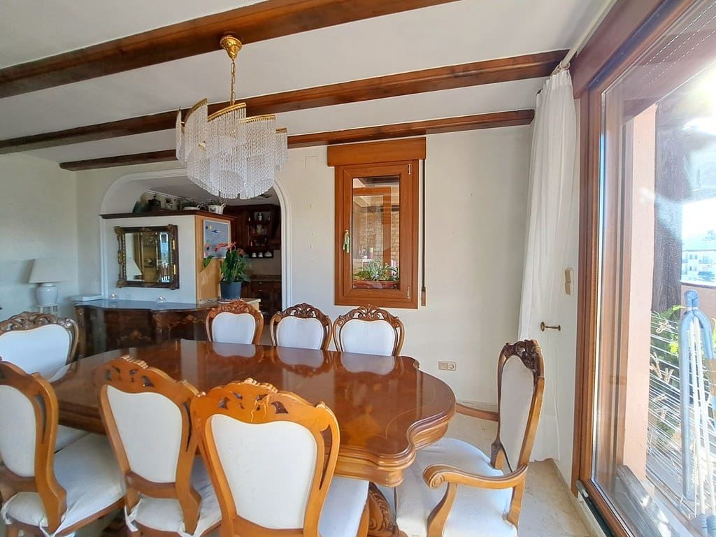 2 slaapkamer Penthouse te koop in Denia met zwembad garage - € 477.000 (Ref: 9341616)