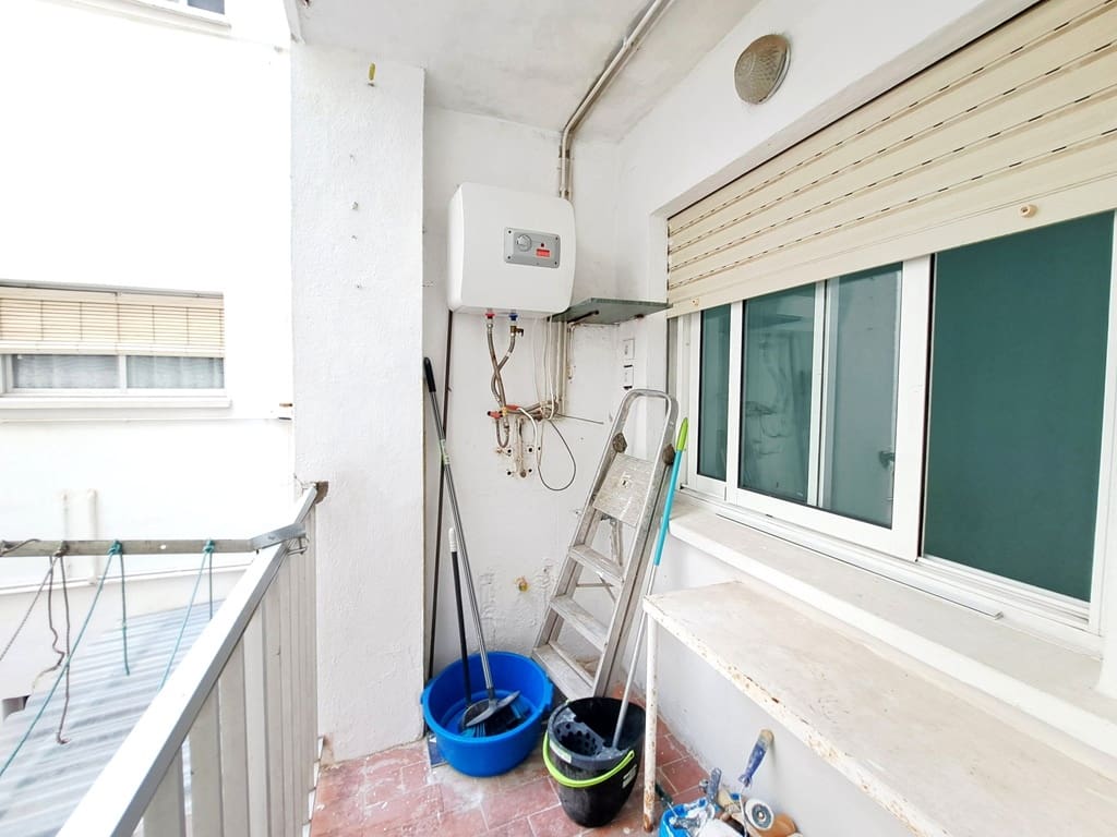 3 slaapkamer Appartement te koop in Denia - € 164.000 (Ref: 9352986)