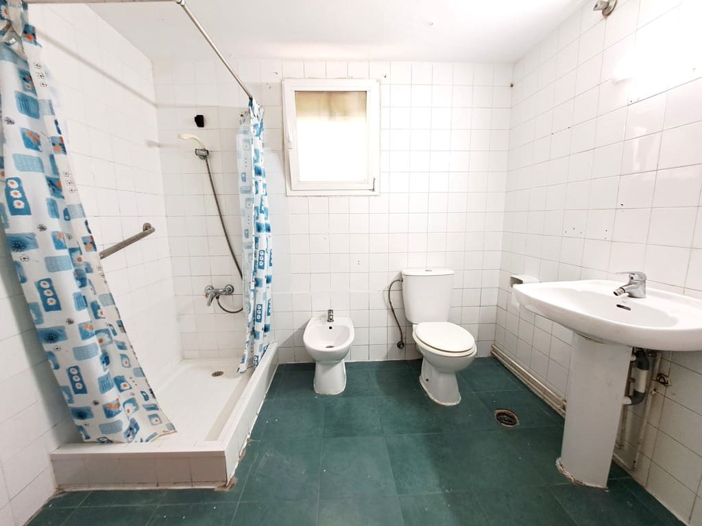 3 slaapkamer Appartement te koop in Denia - € 164.000 (Ref: 9352986)