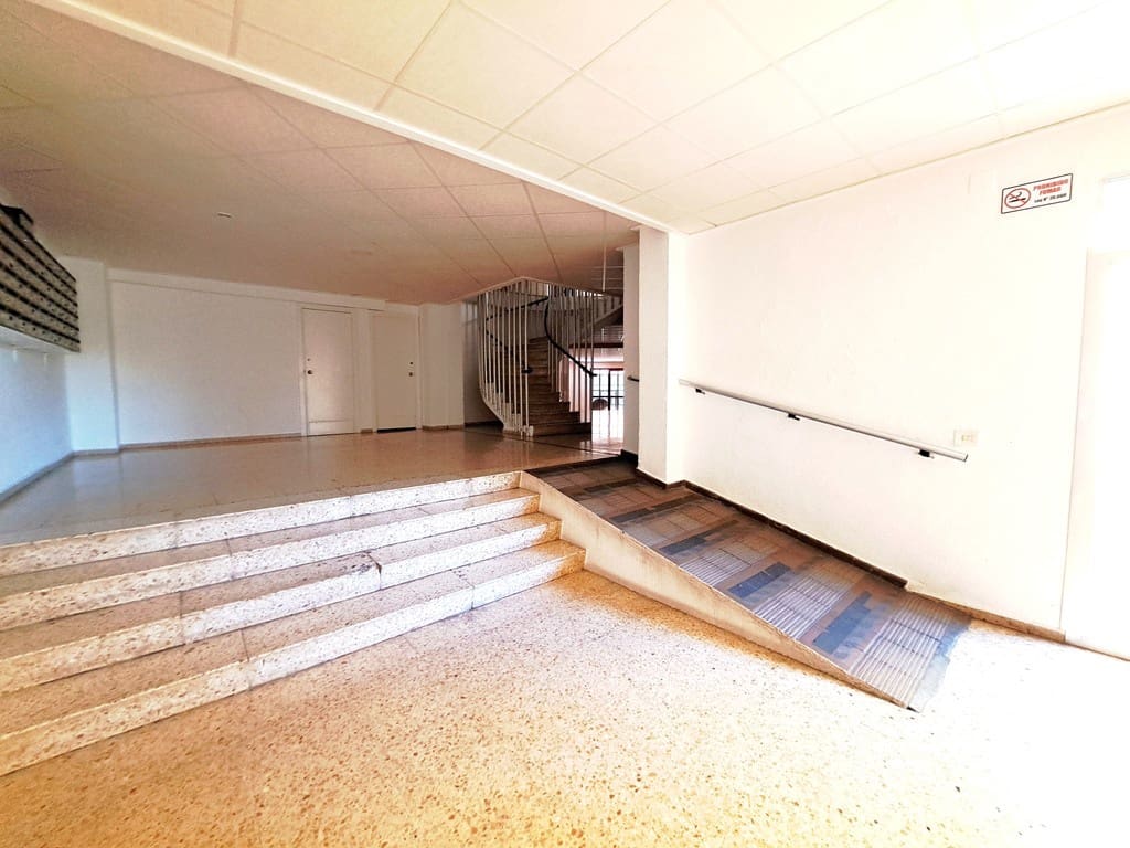 3 slaapkamer Appartement te koop in Denia - € 164.000 (Ref: 9352986)