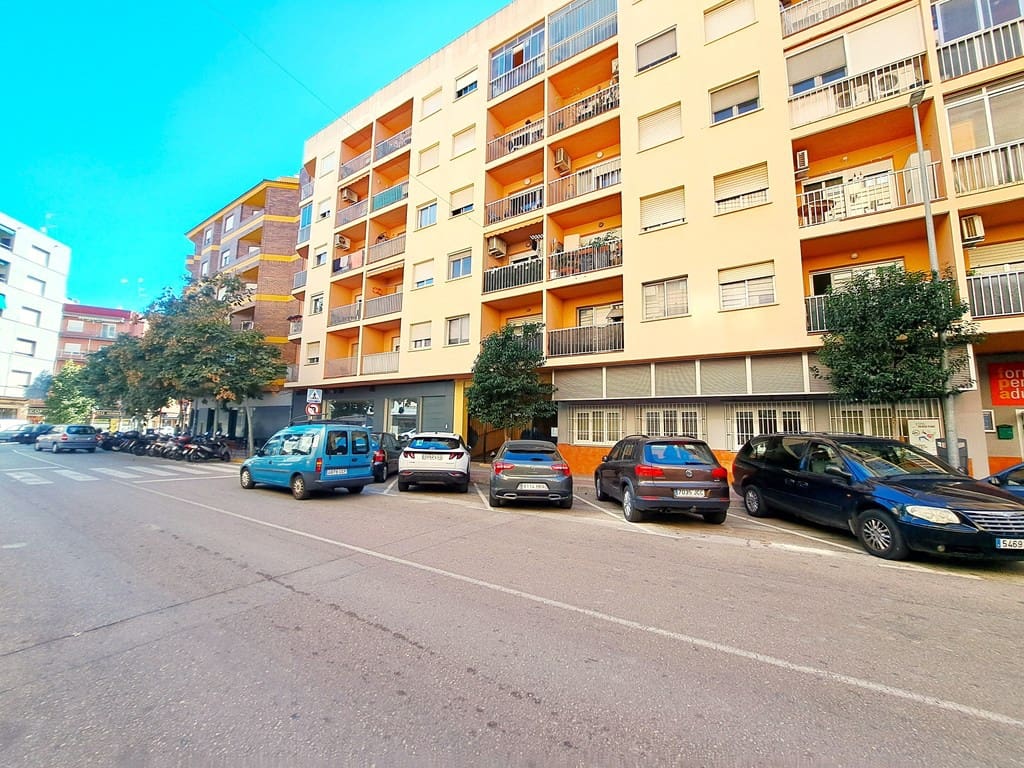 3 slaapkamer Appartement te koop in Denia - € 164.000 (Ref: 9352986)