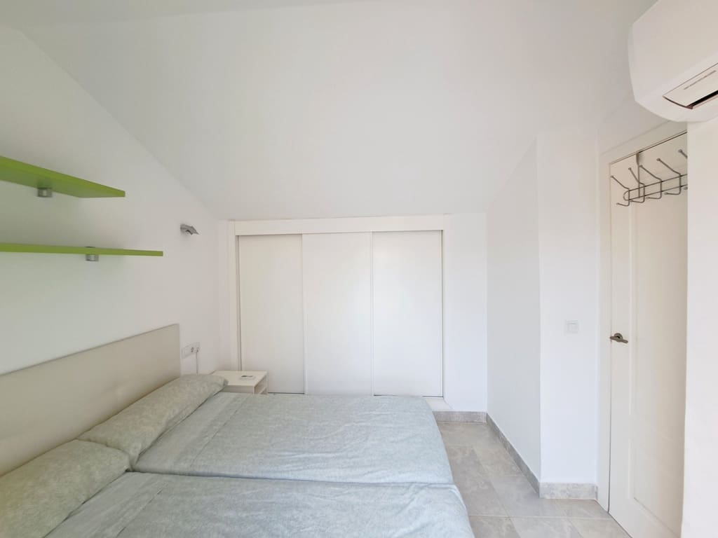 3 makuuhuone Kattohuoneisto myytävänä paikassa Denia mukana uima-altaan 
autotalli - 420 000 € (Ref: 9386747)