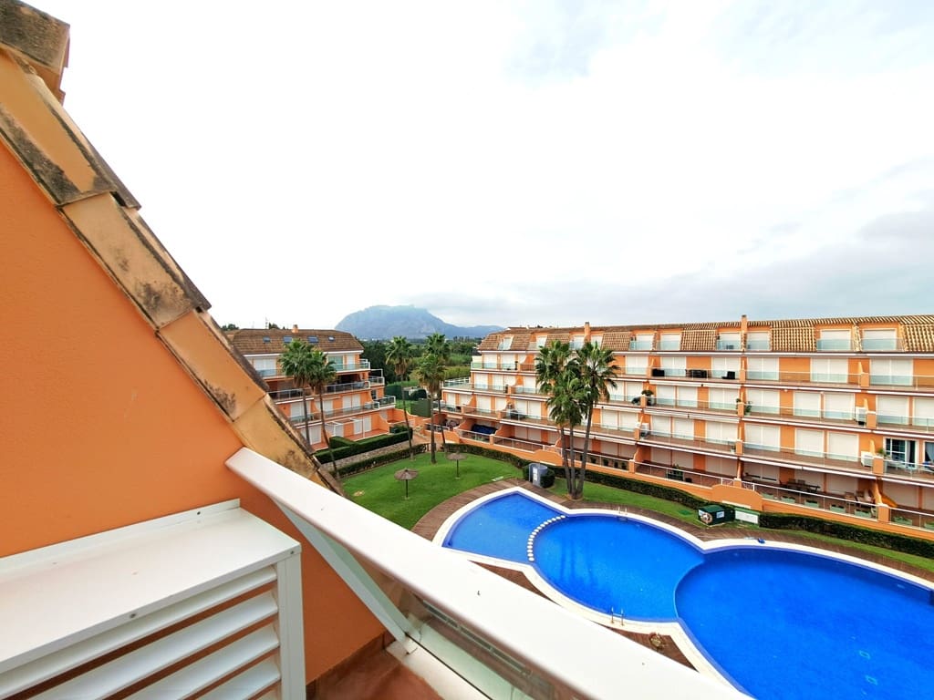 3 makuuhuone Kattohuoneisto myytävänä paikassa Denia mukana uima-altaan 
autotalli - 420 000 € (Ref: 9386747)