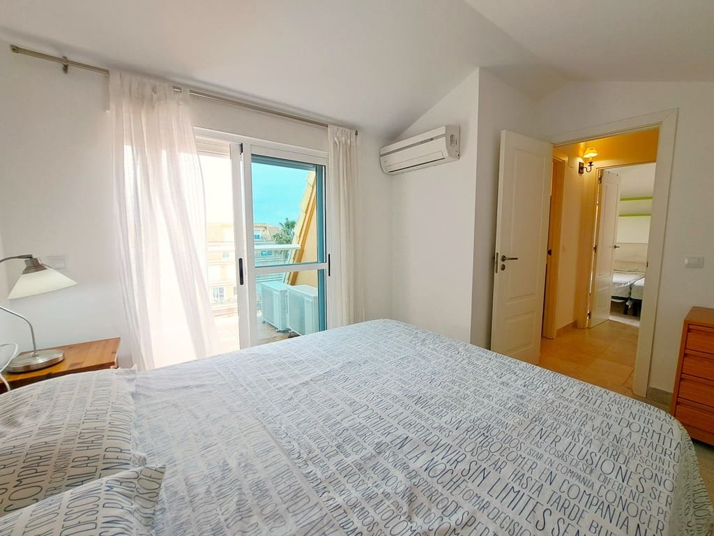 3 makuuhuone Kattohuoneisto myytävänä paikassa Denia mukana uima-altaan 
autotalli - 420 000 € (Ref: 9386747)