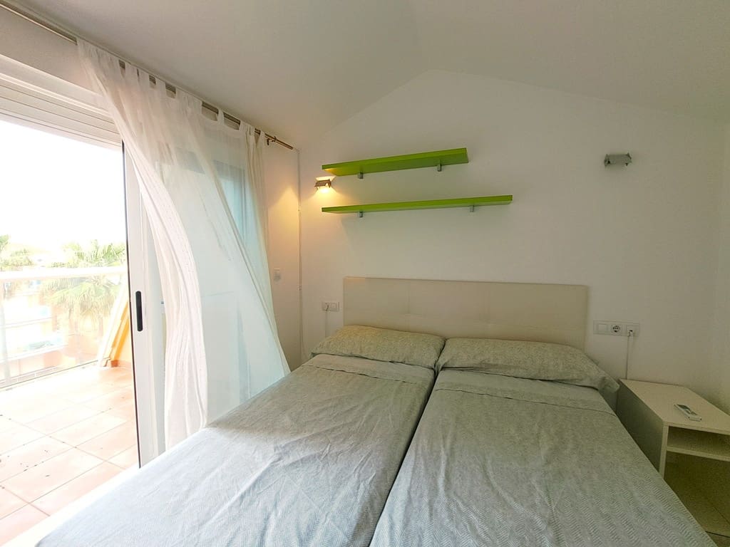 3 makuuhuone Kattohuoneisto myytävänä paikassa Denia mukana uima-altaan 
autotalli - 420 000 € (Ref: 9386747)