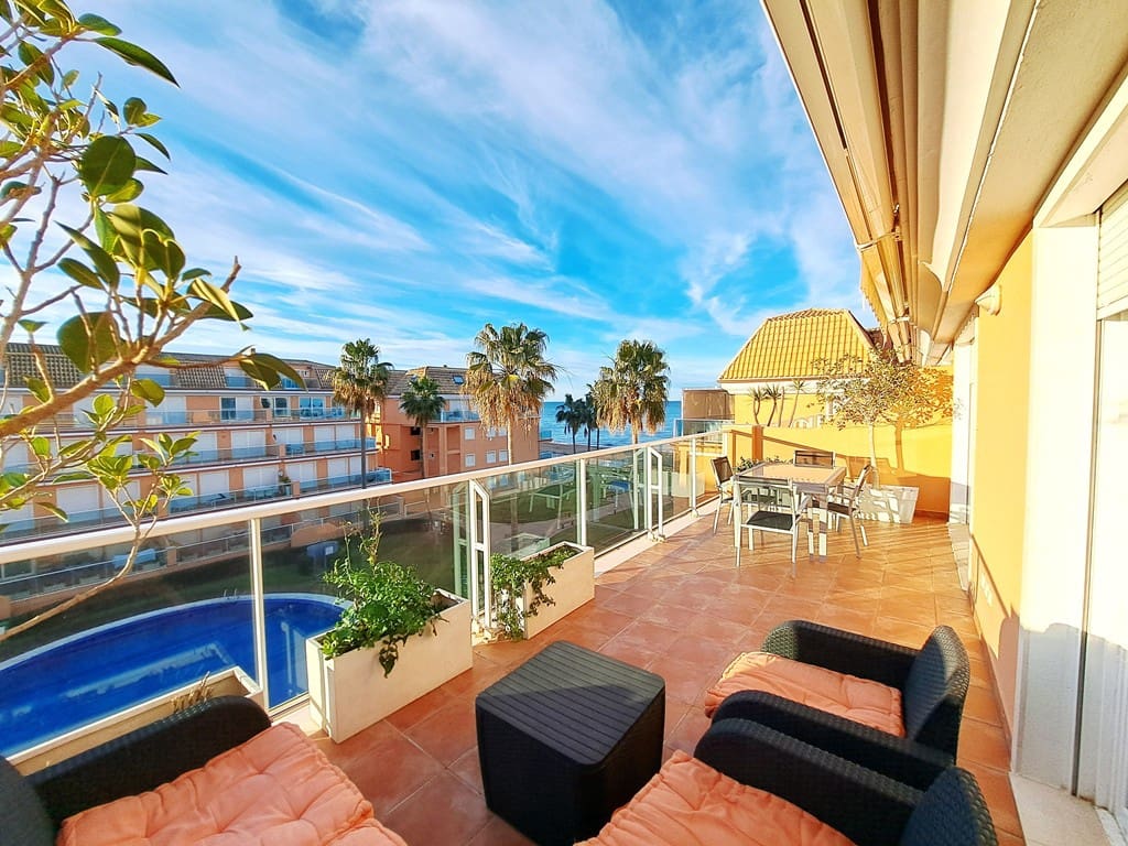 3 Zimmer Penthouse zu verkaufen in Denia mit Pool Garage - 420.000 € (Ref: 9386747)