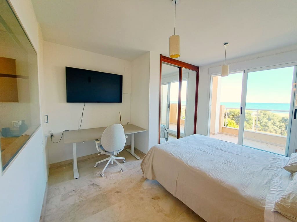 Apartamento Playa de 2 habitaciones en Dénia en venta con piscina garaje - 470.000 € (Ref: 9397880)