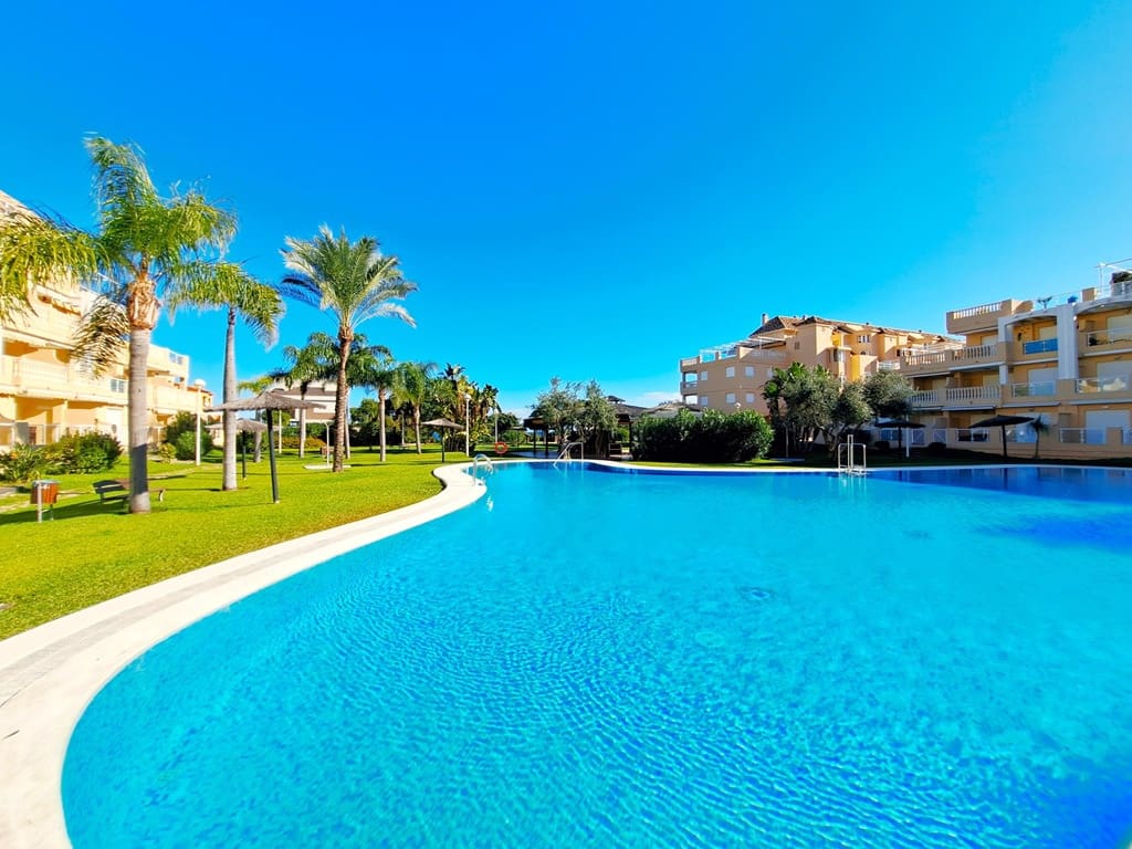 Apartamento Playa de 2 habitaciones en Dénia en venta con piscina garaje - 470.000 € (Ref: 9397880)