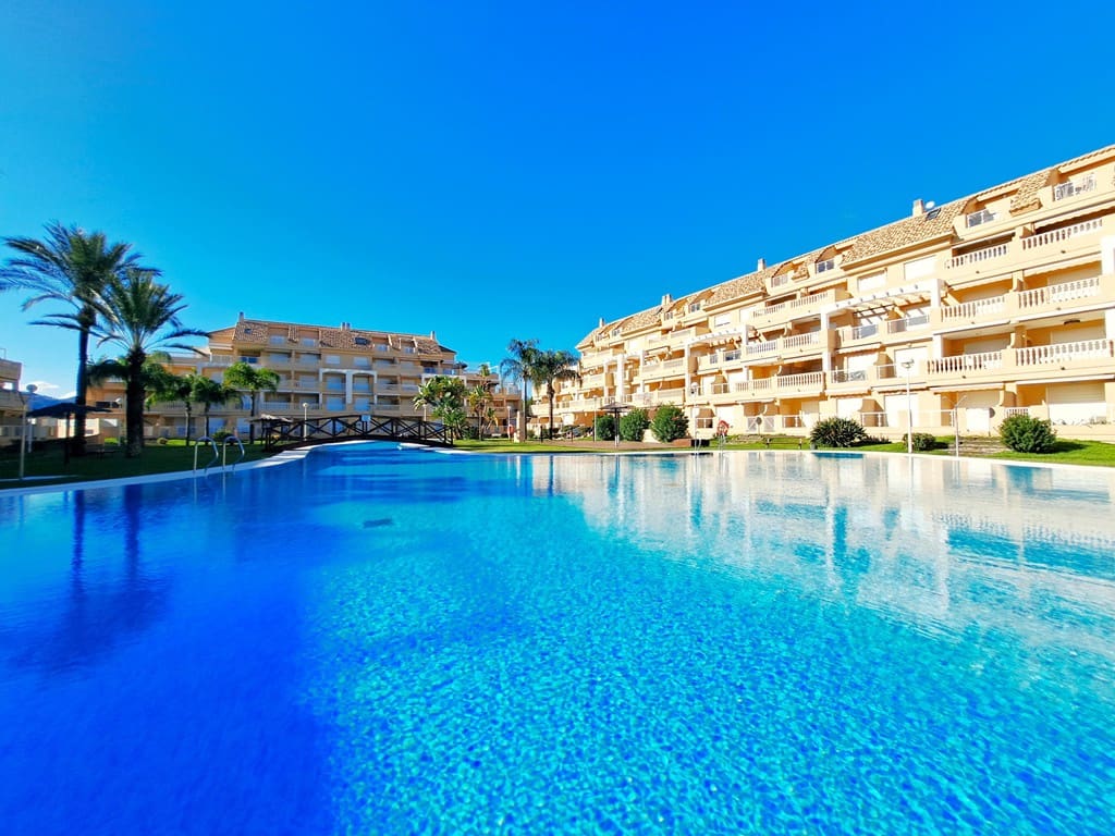 Apartamento Playa de 2 habitaciones en Dénia en venta con piscina garaje - 470.000 € (Ref: 9397880)