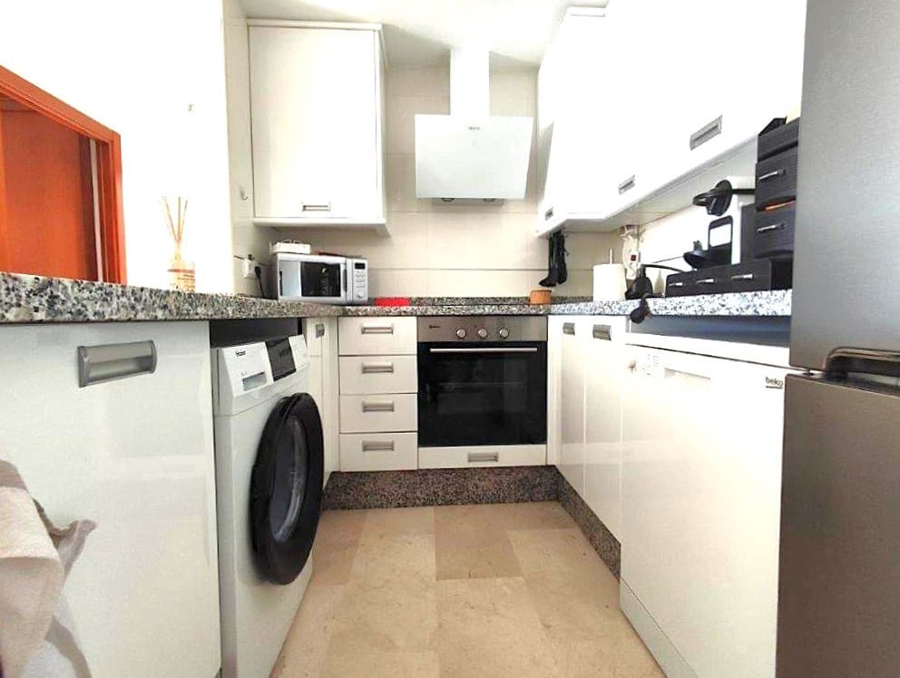 Apartamento de 2 habitaciones en Dénia en venta con piscina - 335.000 € (Ref: 9399820)