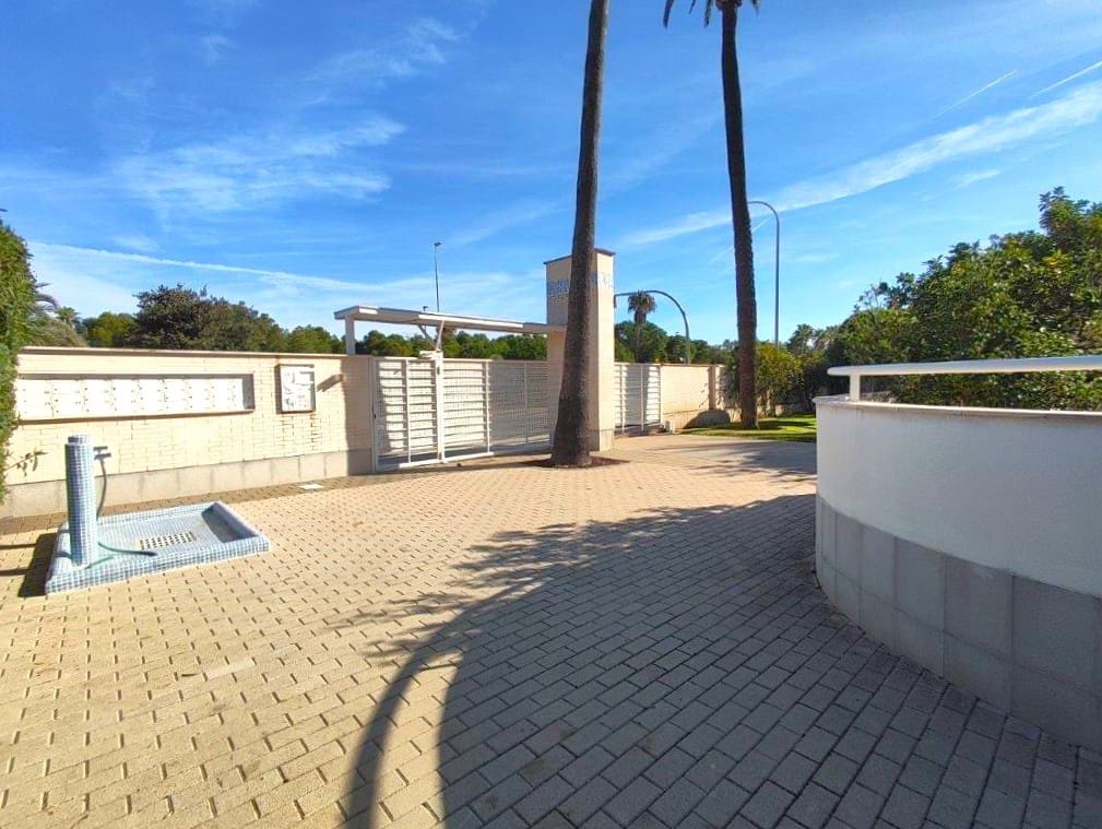 Apartamento de 2 habitaciones en Dénia en venta con piscina - 335.000 € (Ref: 9399820)