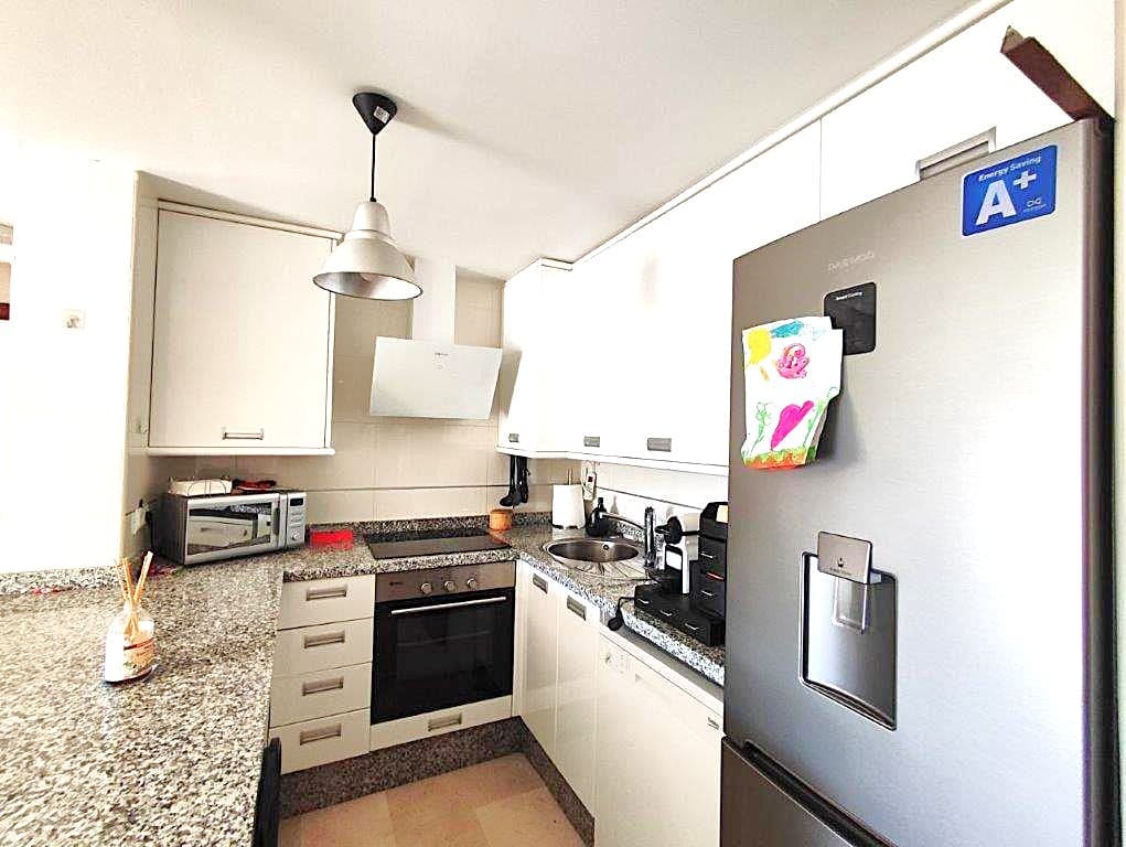 Apartamento de 2 habitaciones en Dénia en venta con piscina - 335.000 € (Ref: 9399820)