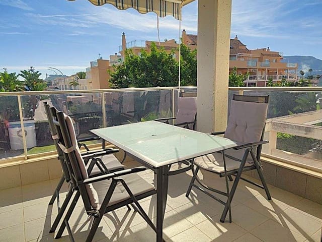 Apartamento de 2 habitaciones en Dénia en venta con piscina - 335.000 € (Ref: 9399820)