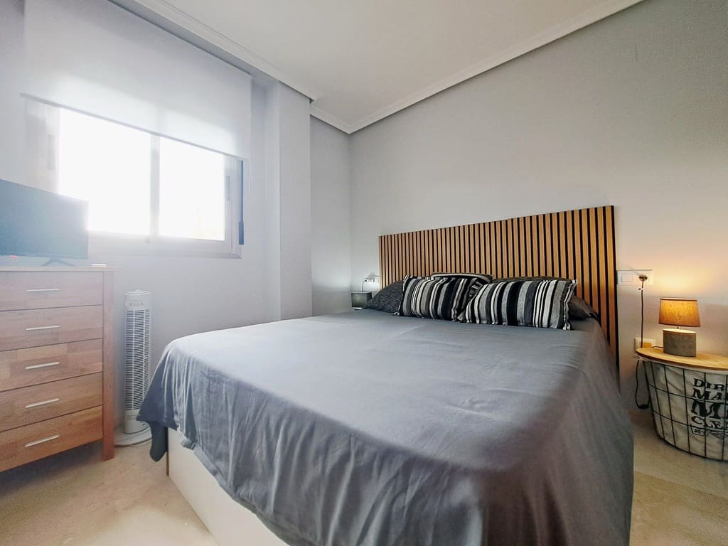 2 bedroom Apartment for sale in Denia with pool - € 295,000 (Ref: 9399820)