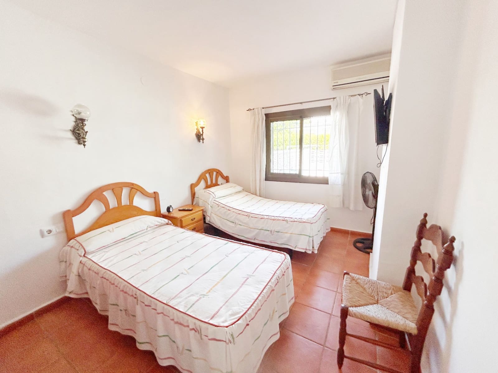 2 slaapkamer Huis te koop in Denia - € 250.000 (Ref: 9405764)
