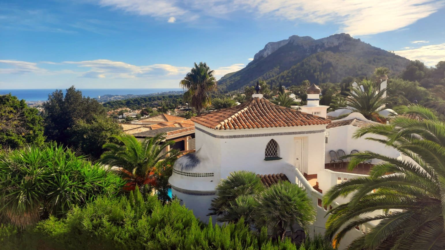 Chalet de 4 habitaciones en Dénia en venta con piscina garaje - 980.000 € (Ref: 9405895)