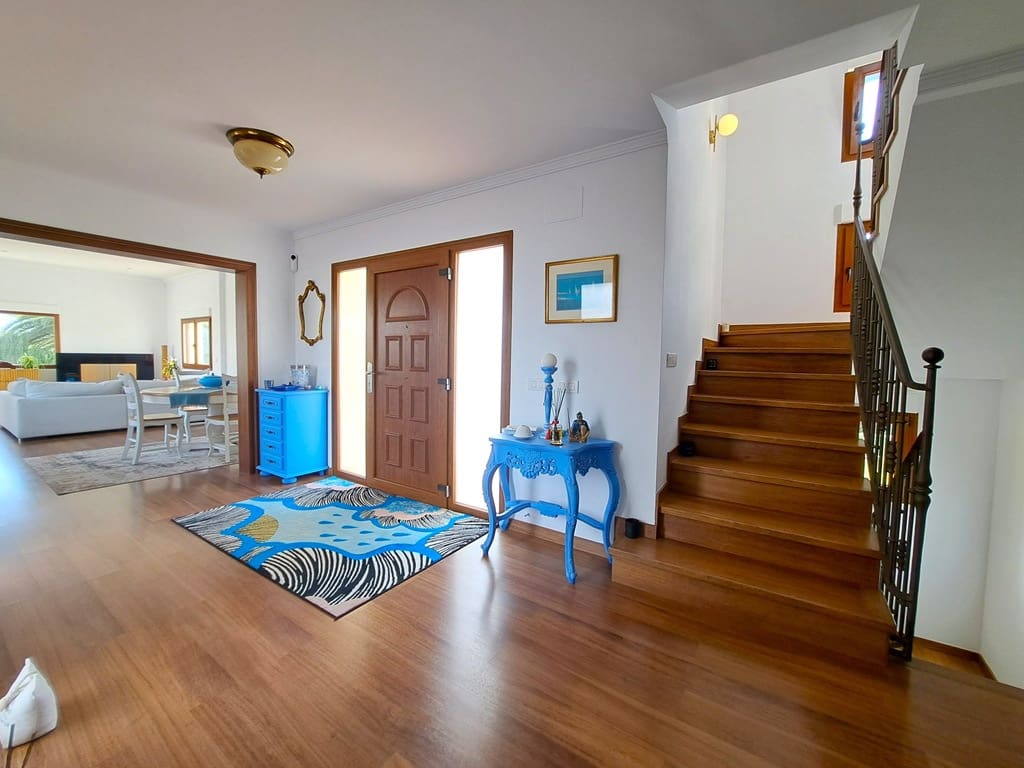 4 soveværelse Villa til salg i Denia med swimmingpool garage - € 980.000 (Ref: 9405895)