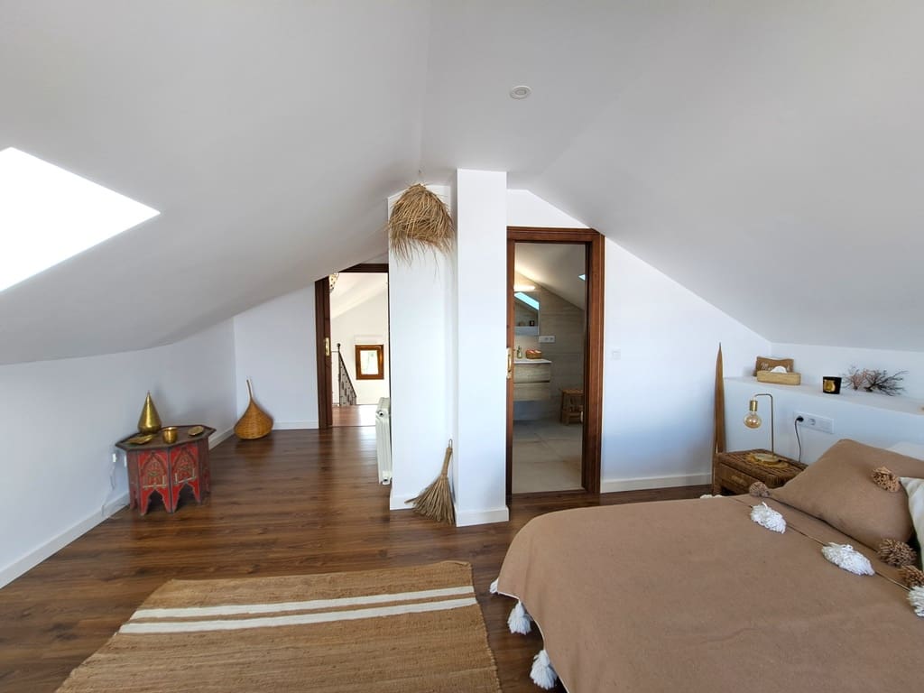 4 soveværelse Villa til salg i Denia med swimmingpool garage - € 980.000 (Ref: 9405895)