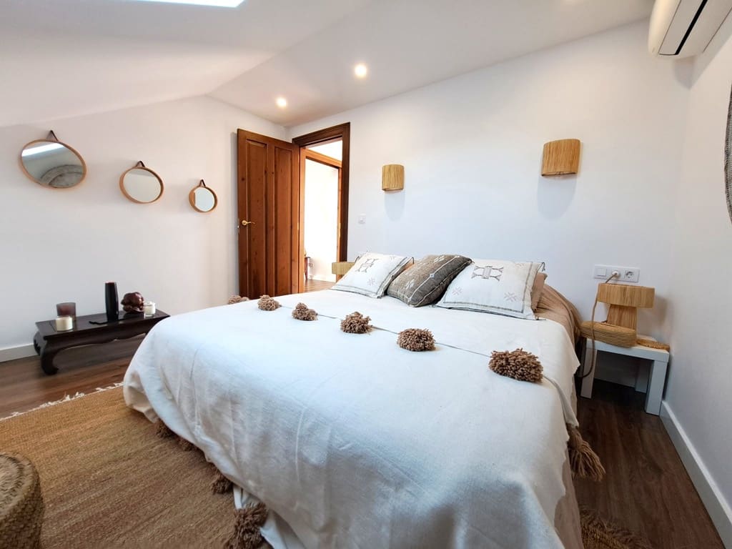 4 soveværelse Villa til salg i Denia med swimmingpool garage - € 980.000 (Ref: 9405895)