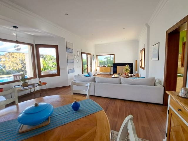 4 bedroom Villa for sale in El Montgó, Dénia with pool garage - € 980,000 (Ref: 9405895)