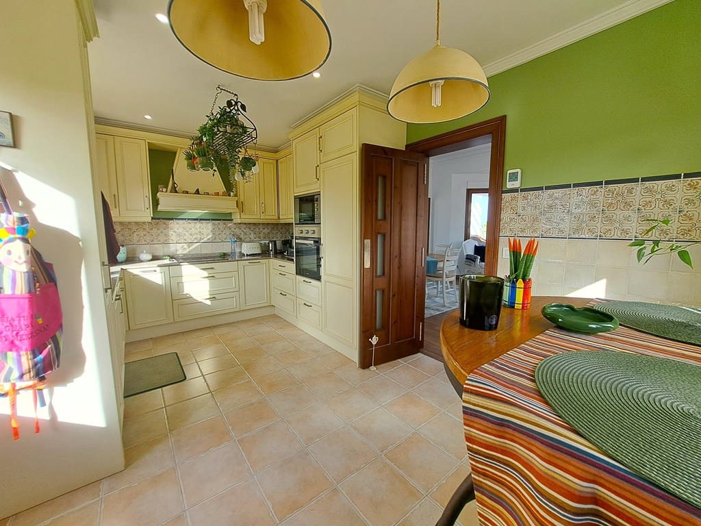 4 soveværelse Villa til salg i Denia med swimmingpool garage - € 980.000 (Ref: 9405895)