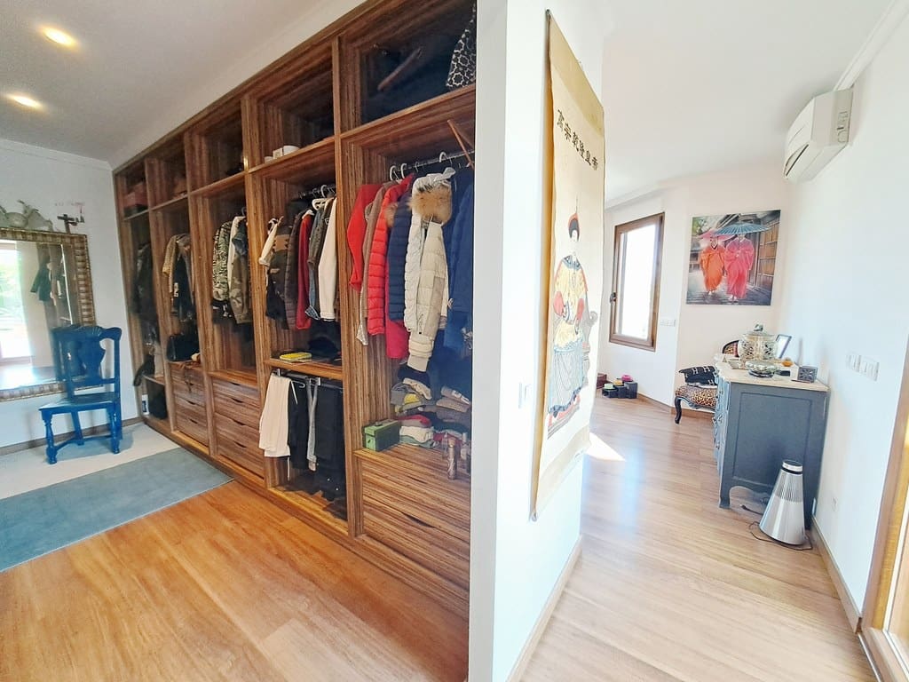 4 soveværelse Villa til salg i Denia med swimmingpool garage - € 980.000 (Ref: 9405895)