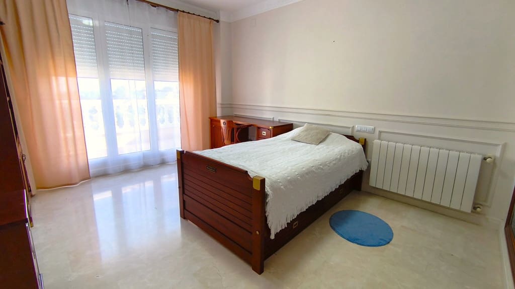 6 slaapkamer Villa te koop in La Sella met zwembad garage - € 1.400.000 (Ref: 9409936)