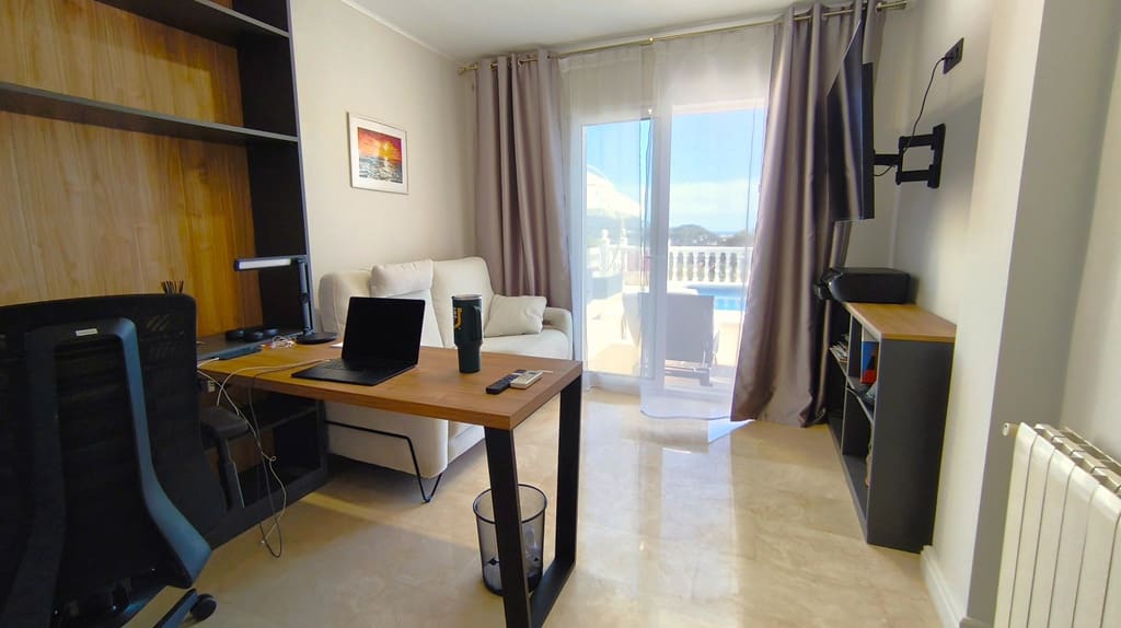 6 slaapkamer Villa te koop in La Sella met zwembad garage - € 1.400.000 (Ref: 9409936)