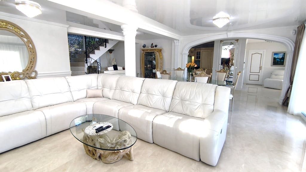 6 slaapkamer Villa te koop in La Sella met zwembad garage - € 1.400.000 (Ref: 9409936)