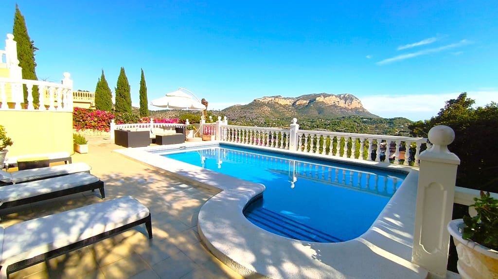 6 slaapkamer Villa te koop in La Sella met zwembad garage - € 1.400.000 (Ref: 9409936)