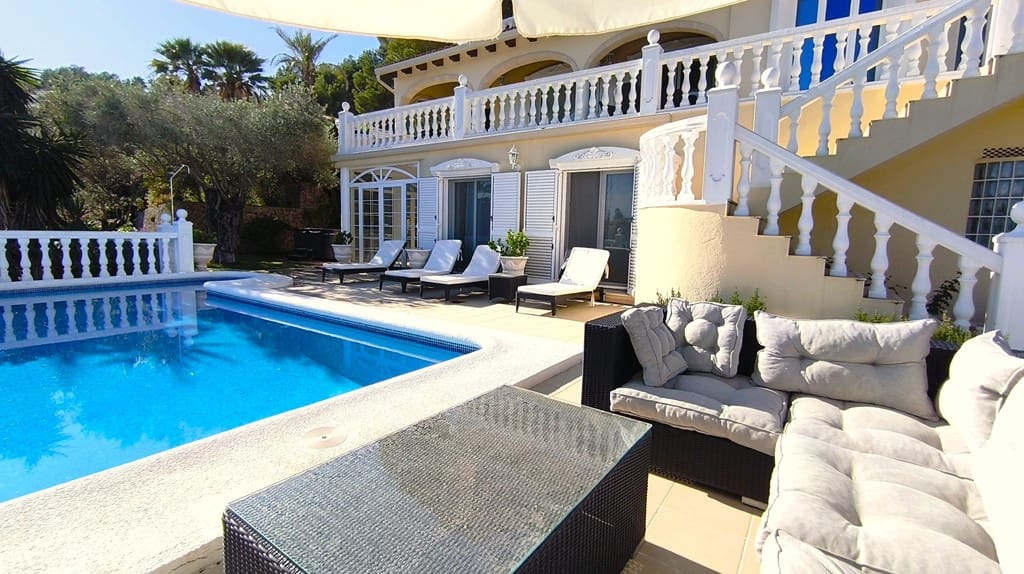 6 slaapkamer Villa te koop in La Sella met zwembad garage - € 1.400.000 (Ref: 9409936)