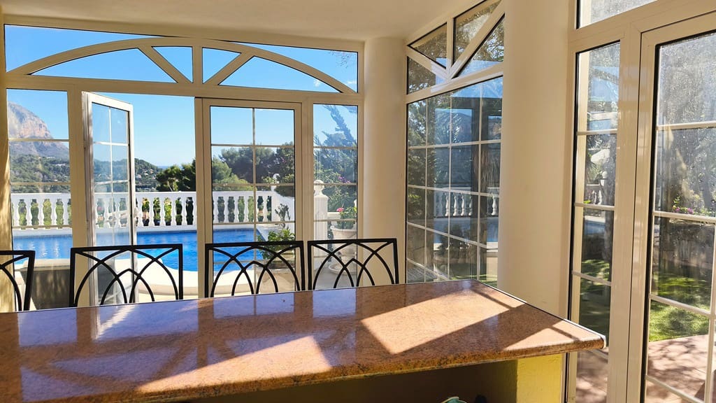 6 slaapkamer Villa te koop in La Sella met zwembad garage - € 1.400.000 (Ref: 9409936)