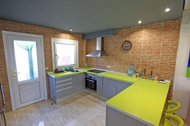 3 slaapkamer Huis te koop in Dénia met zwembad garage - € 320.000 (Ref: 9410232)