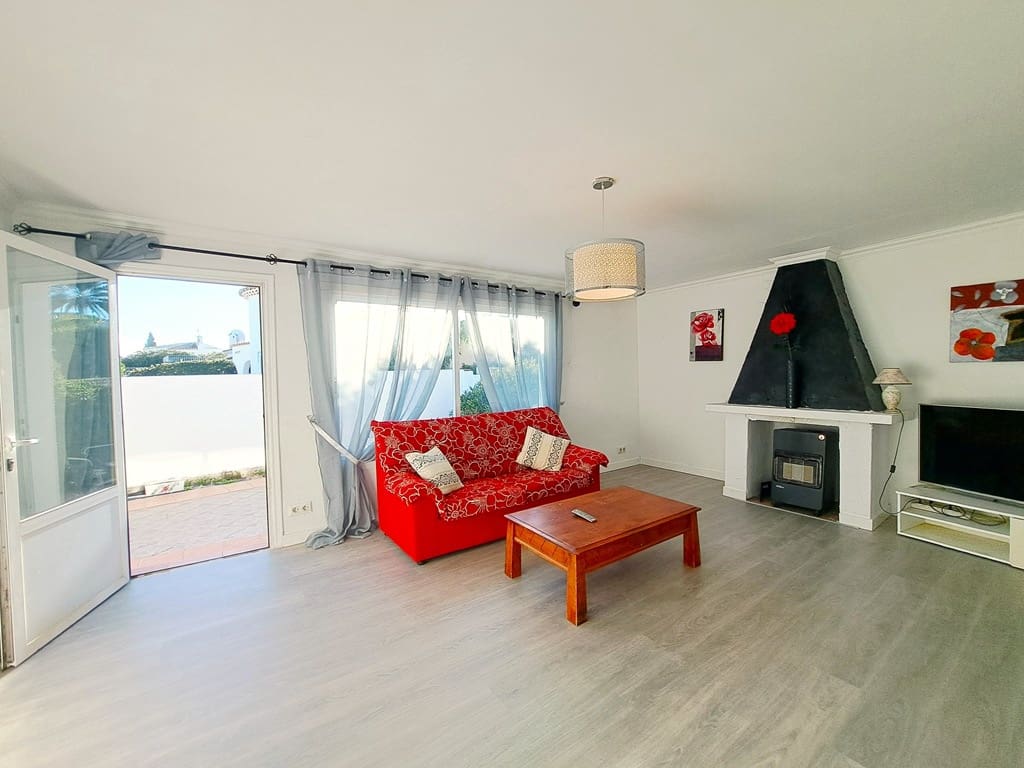 2 soveværelse Rækkehus til salg i Denia med garage - € 280.000 (Ref: 9415258)