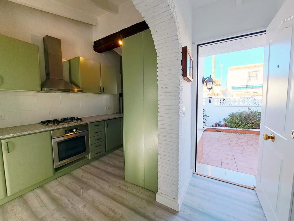 2 soveværelse Rækkehus til salg i Denia med garage - € 280.000 (Ref: 9415258)