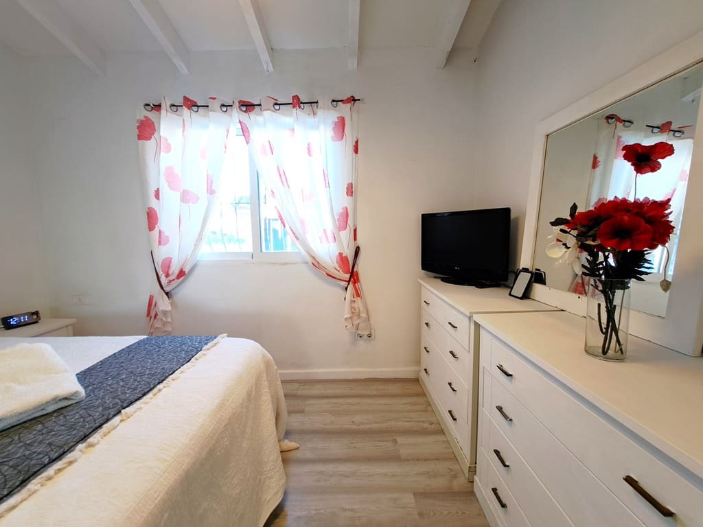 2 soveværelse Rækkehus til salg i Denia med garage - € 280.000 (Ref: 9415258)