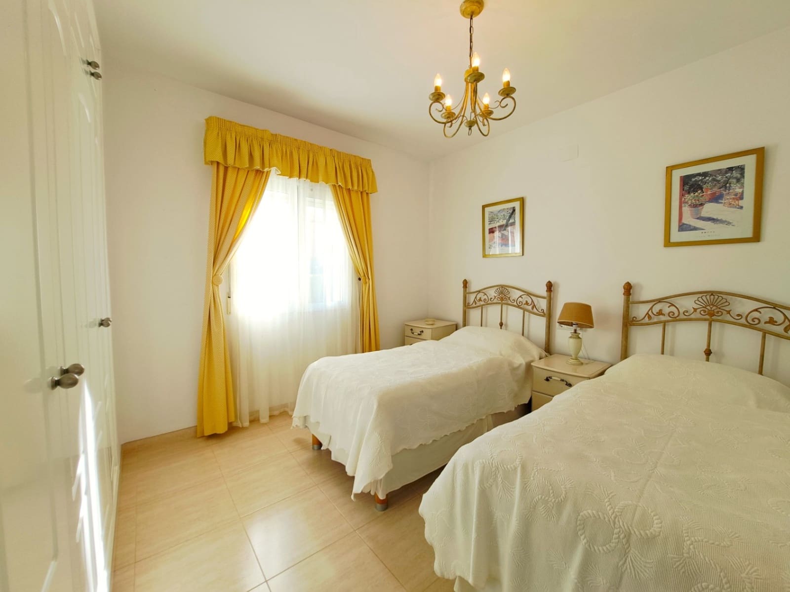 3 Zimmer Villa zu verkaufen in La Sella mit Pool Garage - 349.000 € (Ref: 9415361)