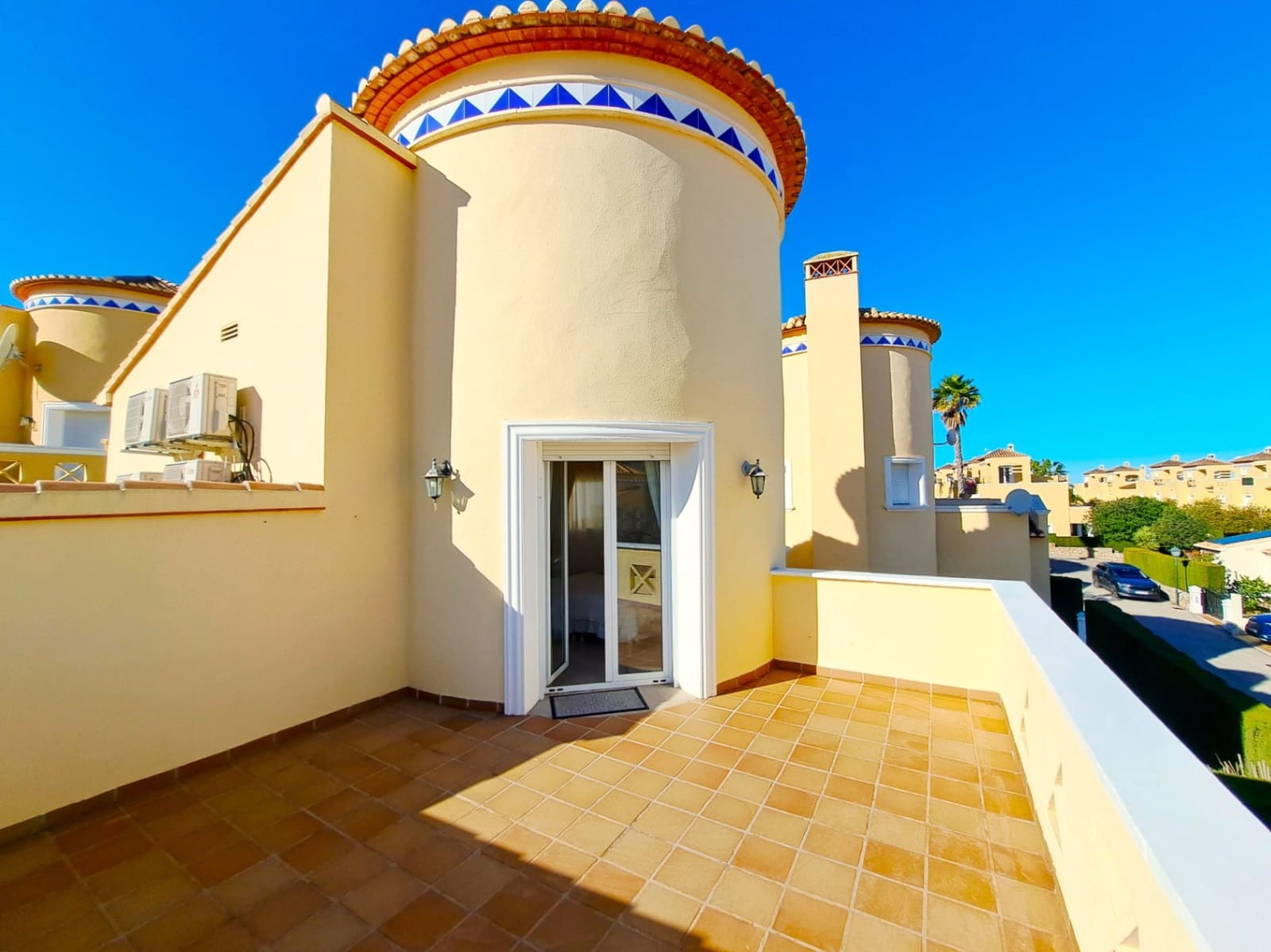 3 Zimmer Villa zu verkaufen in La Sella mit Pool Garage - 349.000 € (Ref: 9415361)