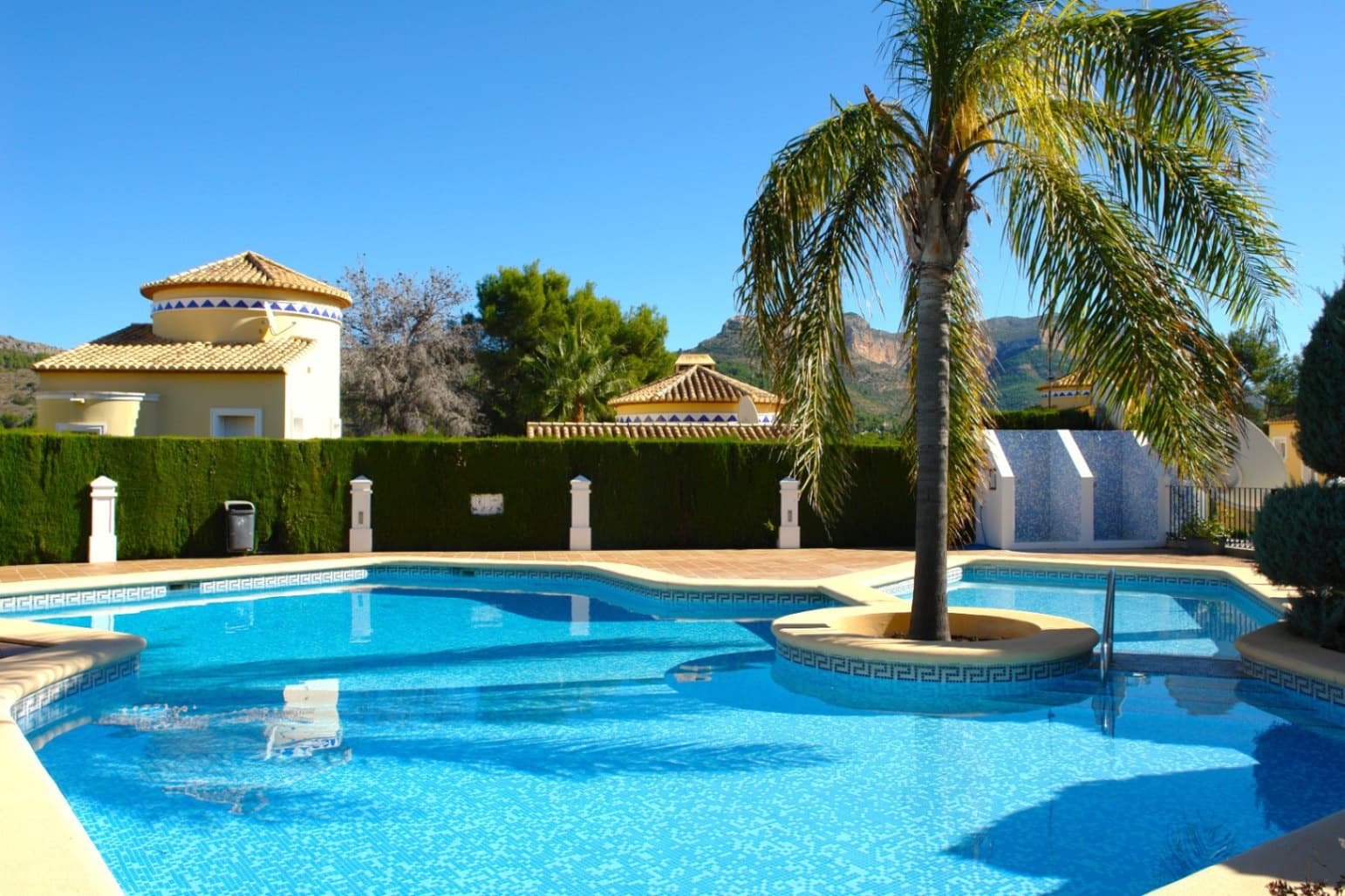 3 Zimmer Villa zu verkaufen in La Sella mit Pool Garage - 349.000 € (Ref: 9415361)