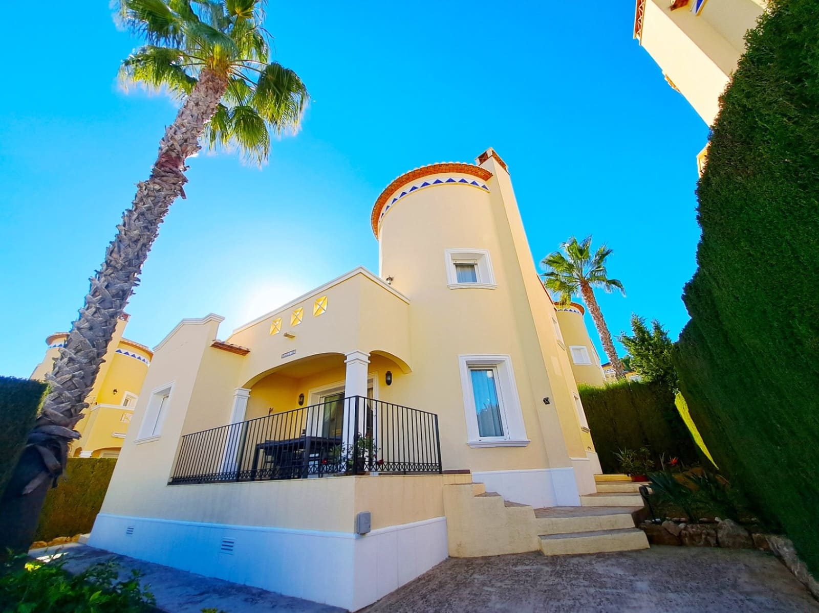 3 Zimmer Villa zu verkaufen in La Sella mit Pool Garage - 349.000 € (Ref: 9415361)