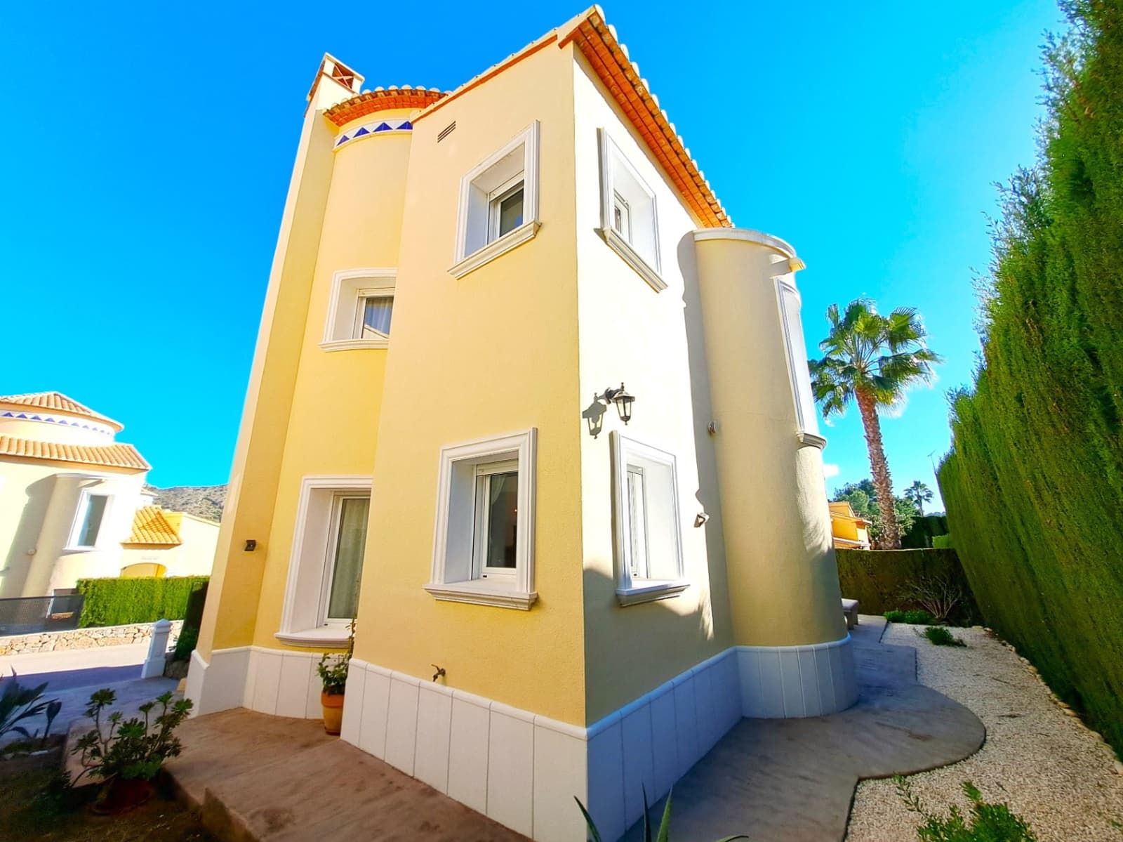 3 Zimmer Villa zu verkaufen in La Sella mit Pool Garage - 349.000 € (Ref: 9415361)